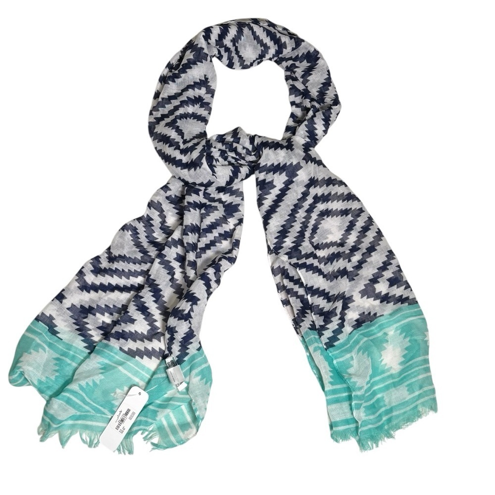 NWT Charming Charlie Scarf Aztec Southwestern Tribal Spring Casual One Size
